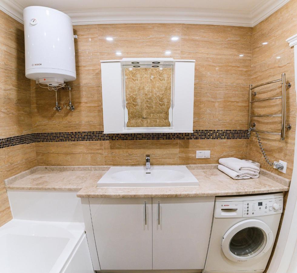 Luxury For Business & Pleasure Royal 2 Apartment Kiev Exterior foto