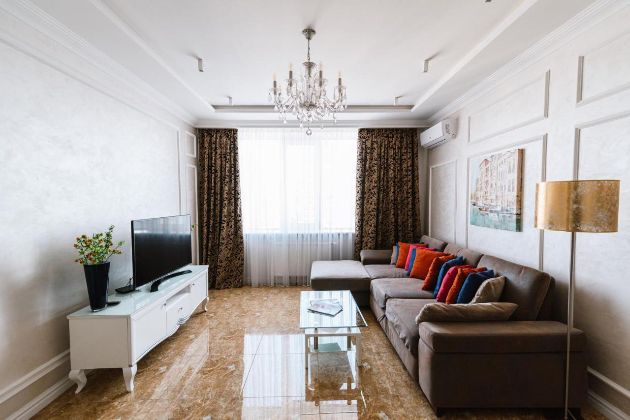 Luxury For Business & Pleasure Royal 2 Apartment Kiev Exterior foto