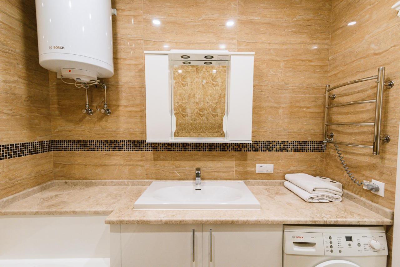 Luxury For Business & Pleasure Royal 2 Apartment Kiev Exterior foto
