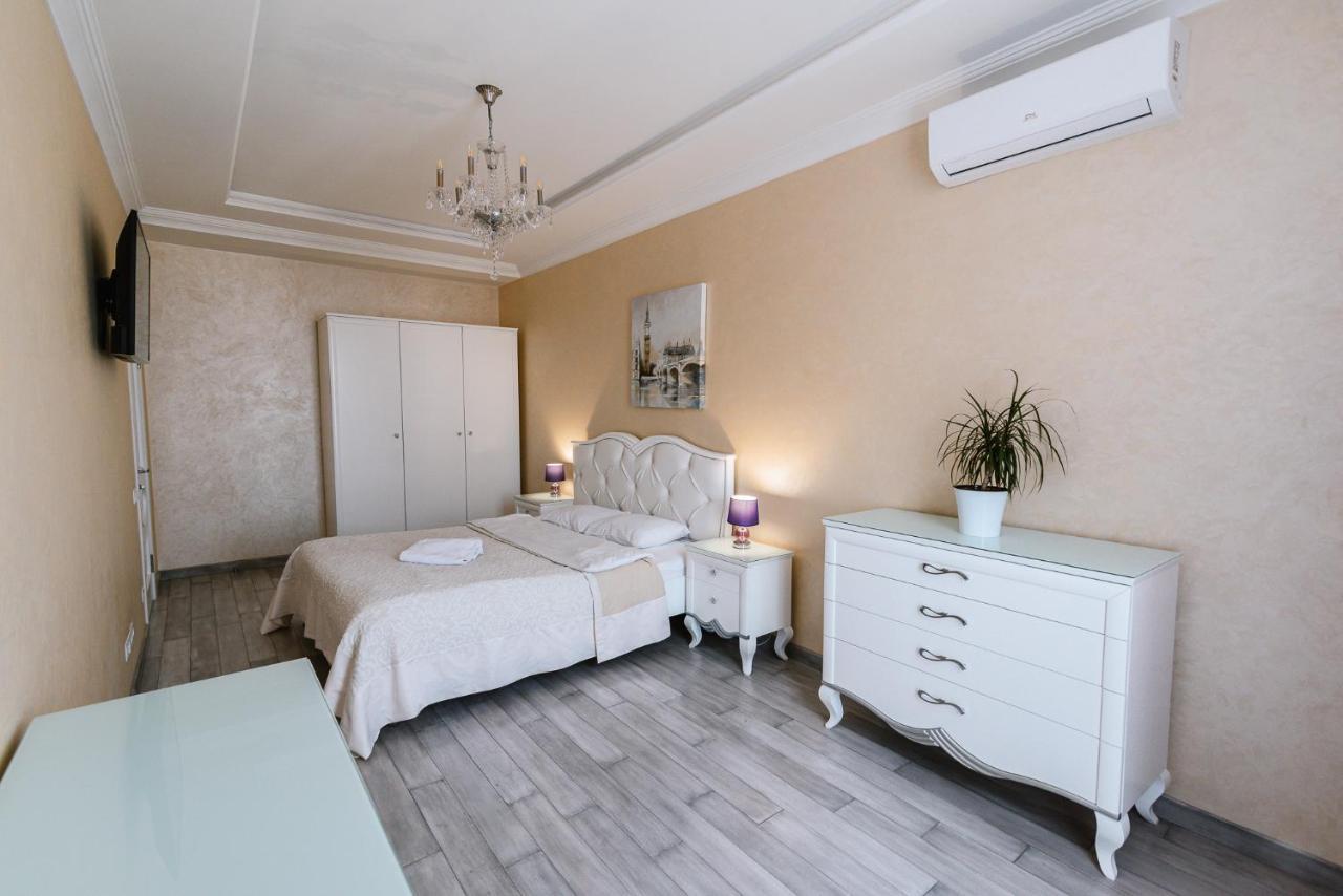 Luxury For Business & Pleasure Royal 2 Apartment Kiev Exterior foto