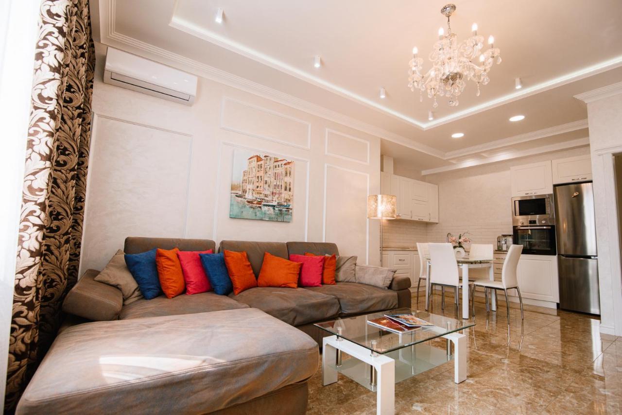 Luxury For Business & Pleasure Royal 2 Apartment Kiev Exterior foto